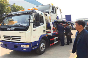 临颍汽车道路救援拖车价格